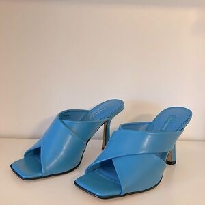 Topshop Blue “Skyla” Leather Mules SZ 40 (9.5 US)